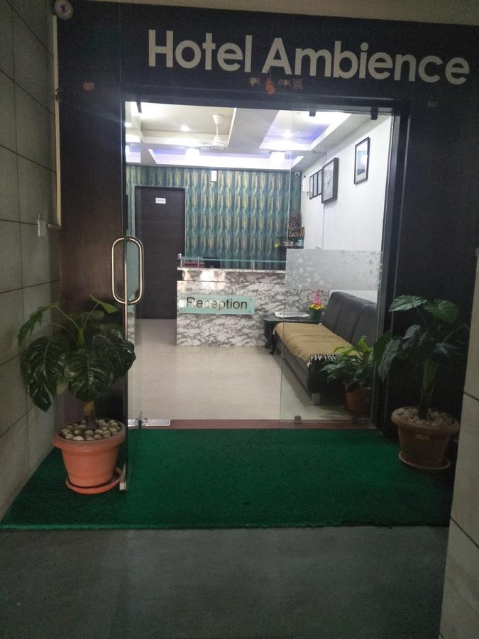 Hotel Ambience Sarkhej Buitenkant foto